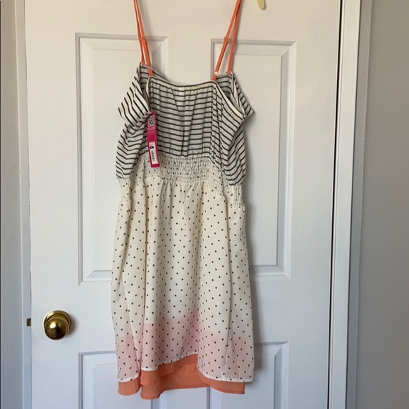 Summer Dress 🌞 - Picture 4 of 8
